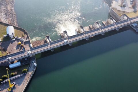Commissioning stoplogs for Saint Pierre de Boeuf Hydropower Project